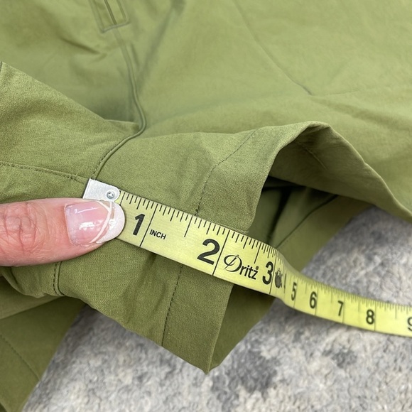 Lululemon lab Zip Front Collared Romper Bronze Green W1DHPS Sz 8 - Picture 11 of 15